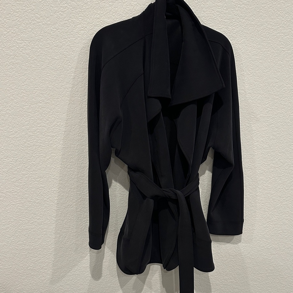 lululemon athletica Black Softstreme Belted Wrap